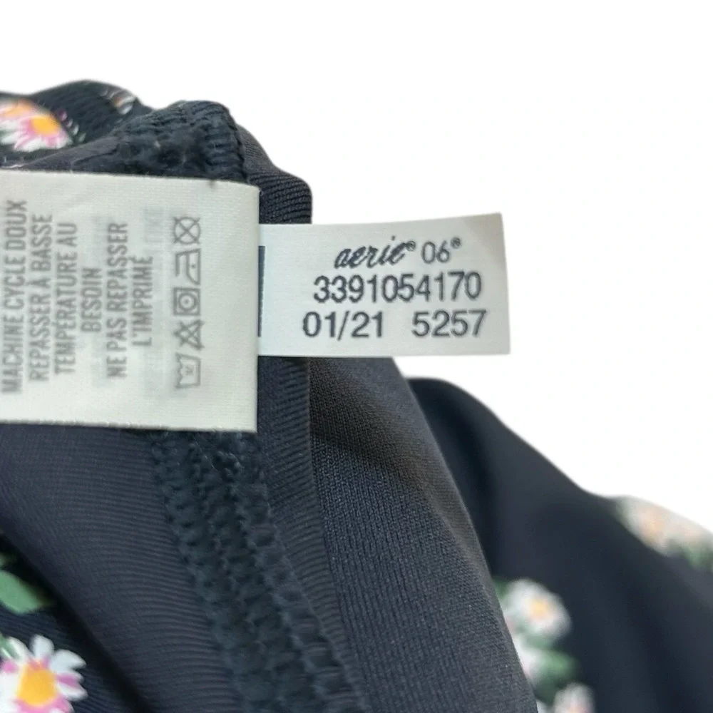 Aerie Offline Goals Bike Shorts‎ Womens Small Charcoal Grey Floral Hi-Rise 7